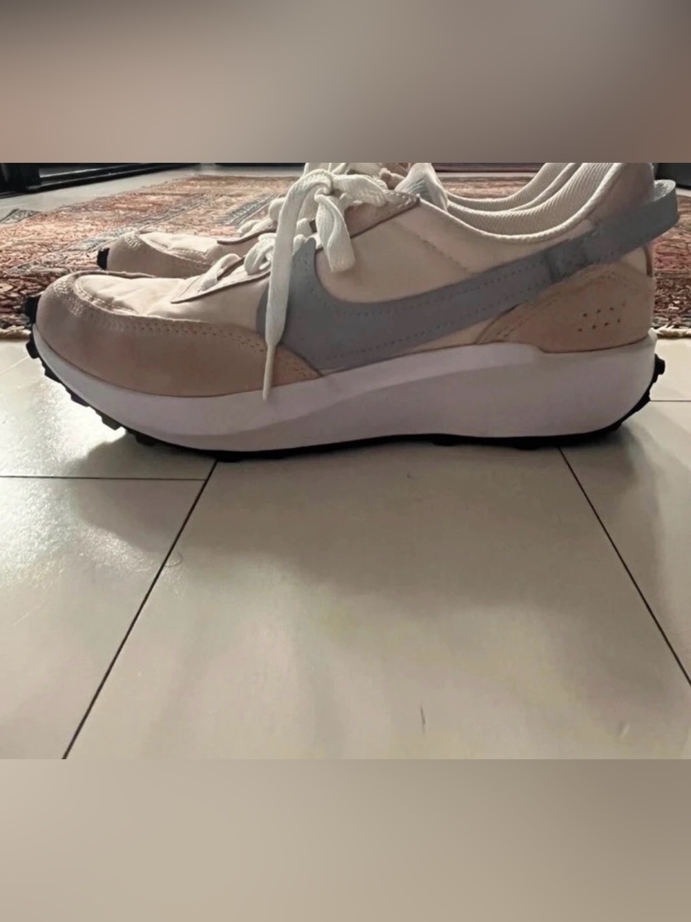 Nike Women’s Waffle Debut